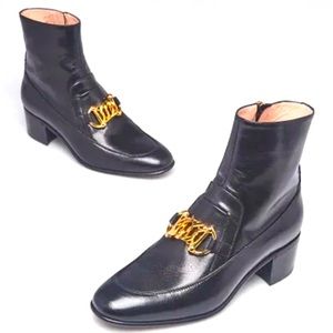 GUCCI
Black Leather Ankle Boots Size 6/36